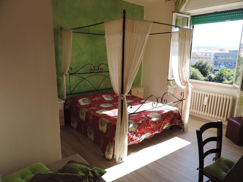 Apartamento Noemi San Vincenzo Habitación foto