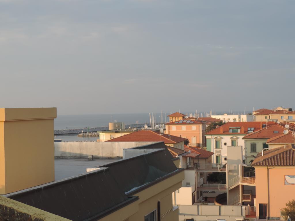 Apartamento Noemi San Vincenzo Exterior foto
